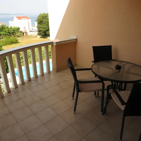 - Diklo 5774d 公寓